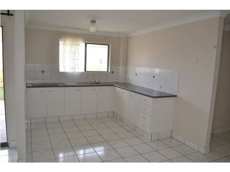 5/1 Hunter Avenue, Labrador QLD 4215