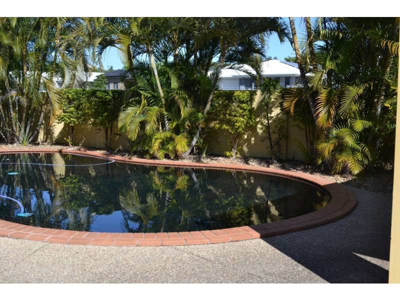 2/14 Pendraat Parade, Hope Island QLD 4212