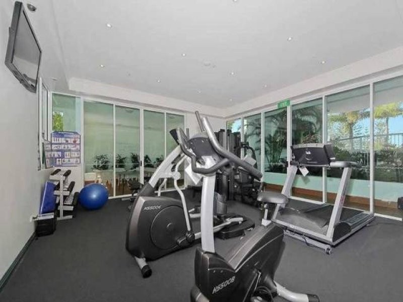 201/182 Marine Parade, Labrador QLD 4215