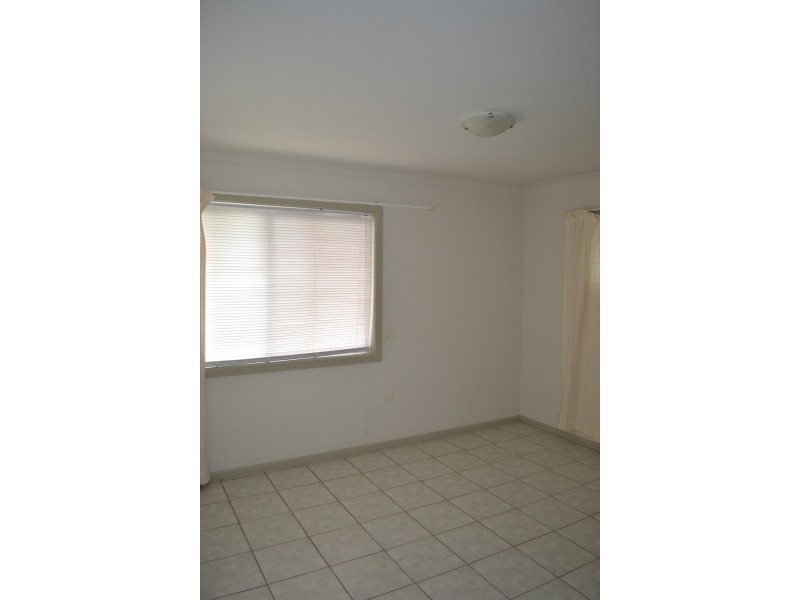 180 Muir Street, Labrador QLD 4215