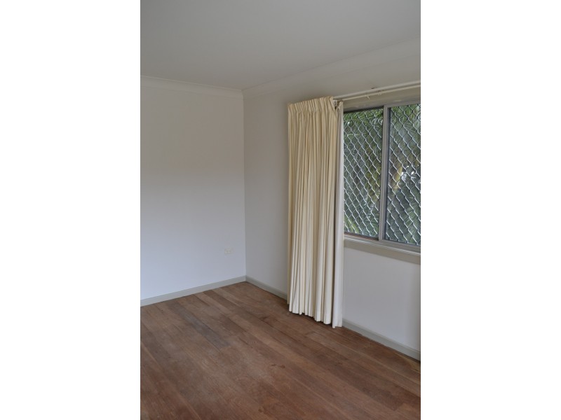 180 Muir Street, Labrador QLD 4215