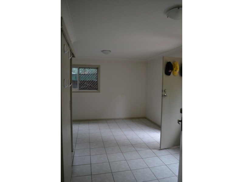 180 Muir Street, Labrador QLD 4215