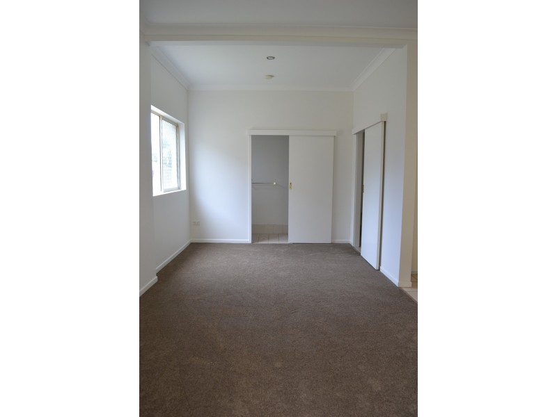 5A/30 Government Road, Labrador QLD 4215