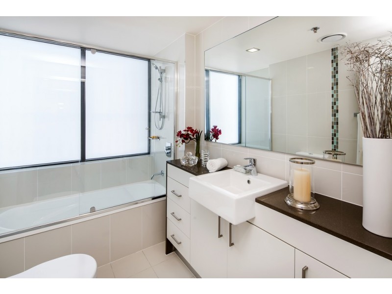 2805/38 Scarborough Street, Southport QLD 4215