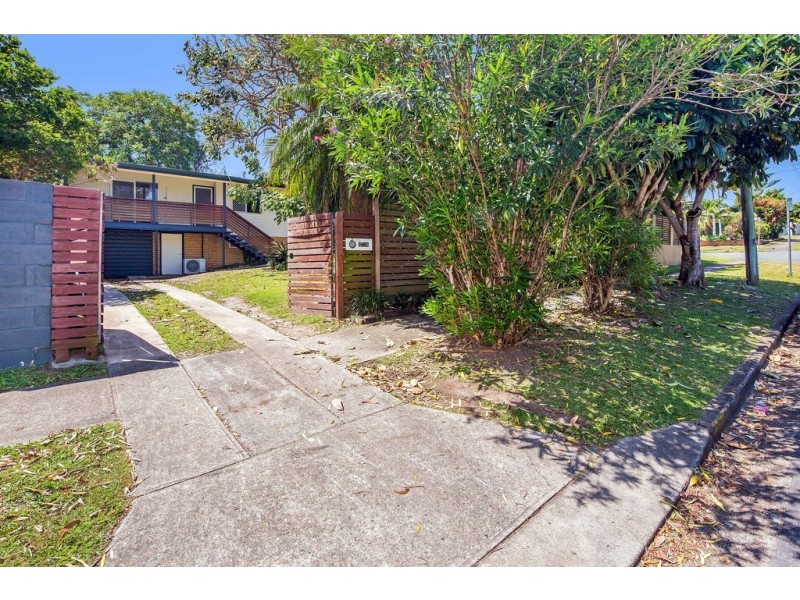 17 Arthur Street, Biggera Waters QLD 4216