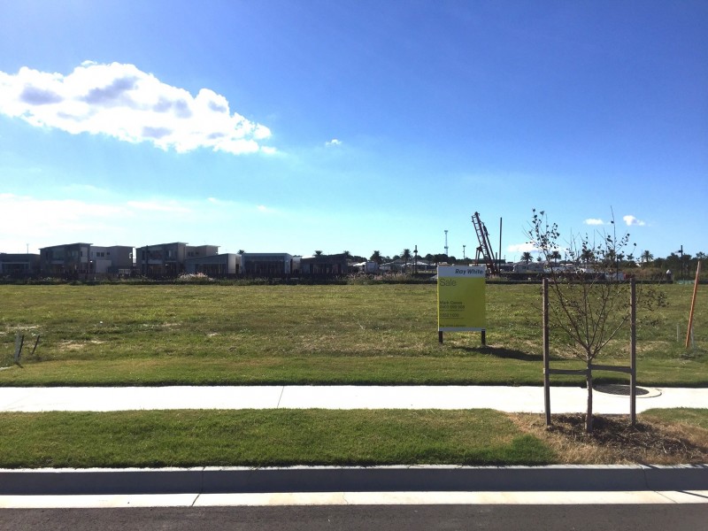 Lot 3 Waters Close, Hope Island QLD 4212