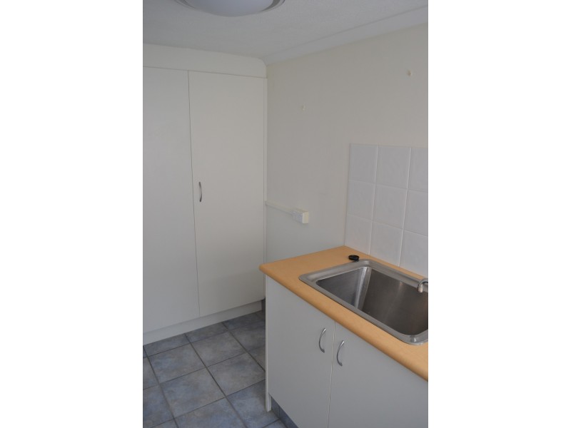 4/268 Marine Parade, Labrador QLD 4215