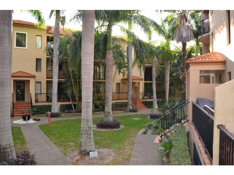 24/59-69 North Street, Southport QLD 4215