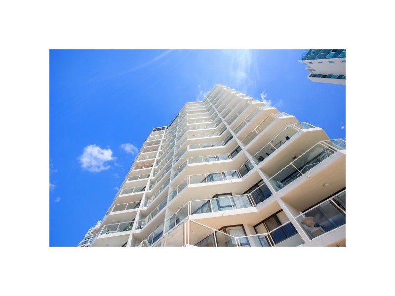 15/318 Marine Parade, Labrador QLD 4215