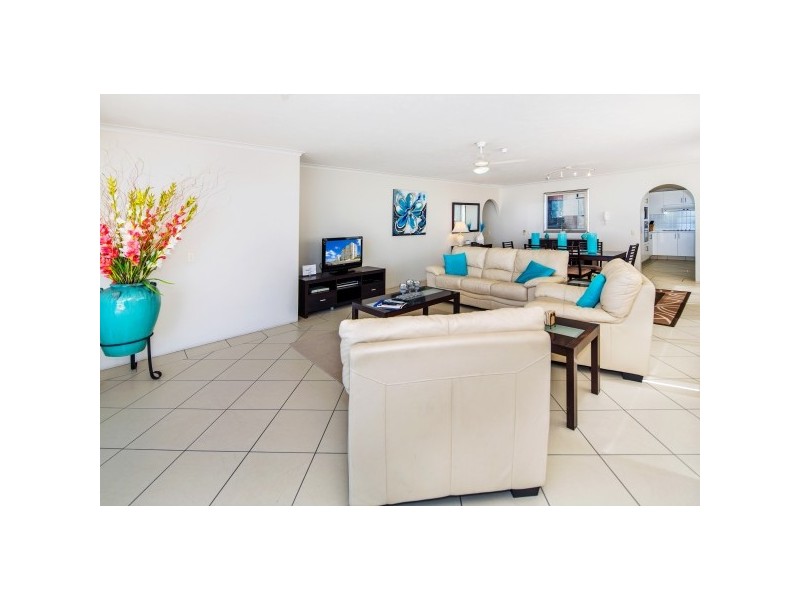 15/318 Marine Parade, Labrador QLD 4215