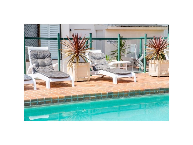 15/318 Marine Parade, Labrador QLD 4215