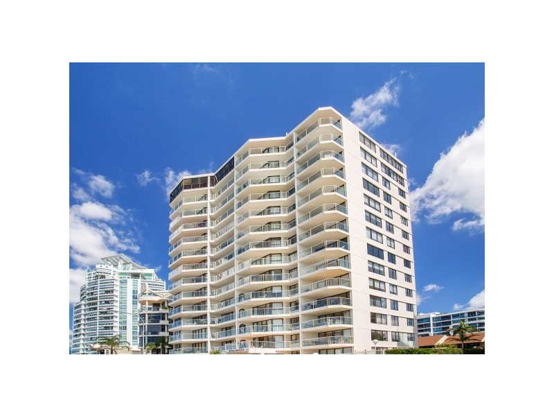 15/318 Marine Parade, Labrador QLD 4215