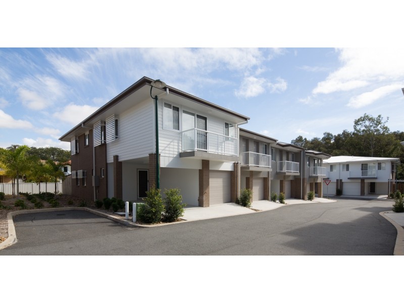 2/490 Pine Ridge Road, Coombabah QLD 4216