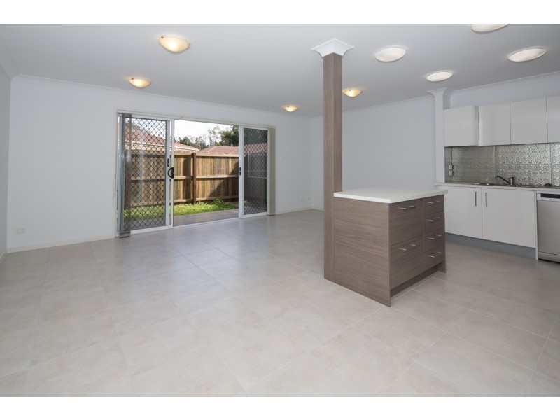 12/490 Pine Ridge Road, Coombabah QLD 4216