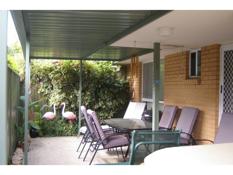 1/9A Middle Street, Labrador QLD 4215