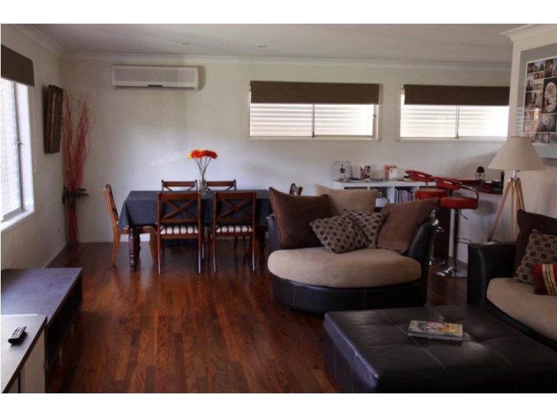 1 The Glen, Southport QLD 4215