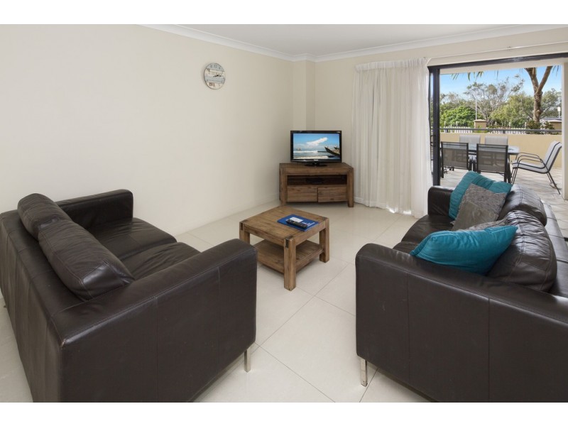 125/392 Marine Parade, Labrador QLD 4215