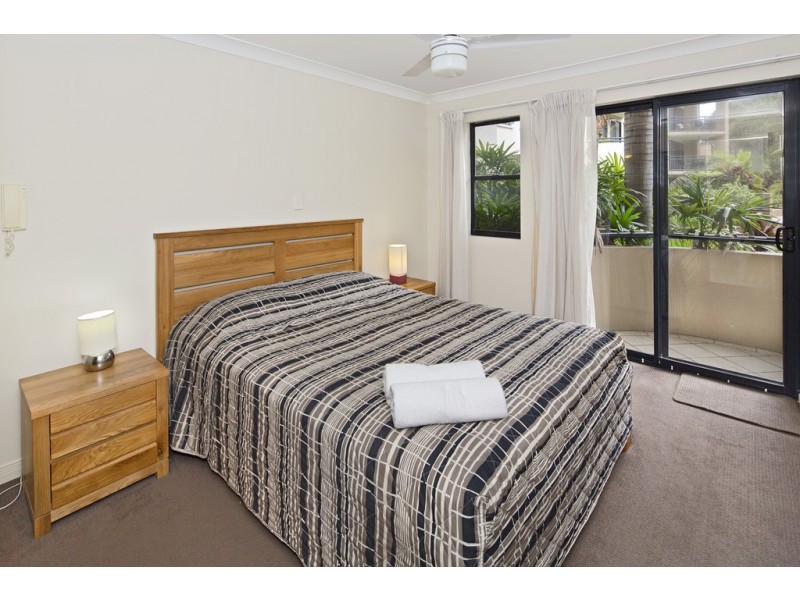 125/392 Marine Parade, Labrador QLD 4215