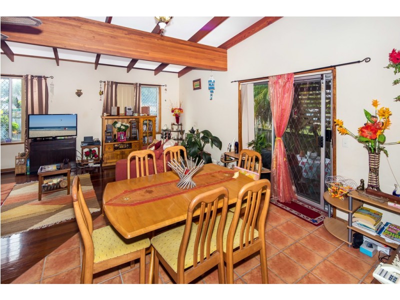 36 Imperial Parade, Labrador QLD 4215