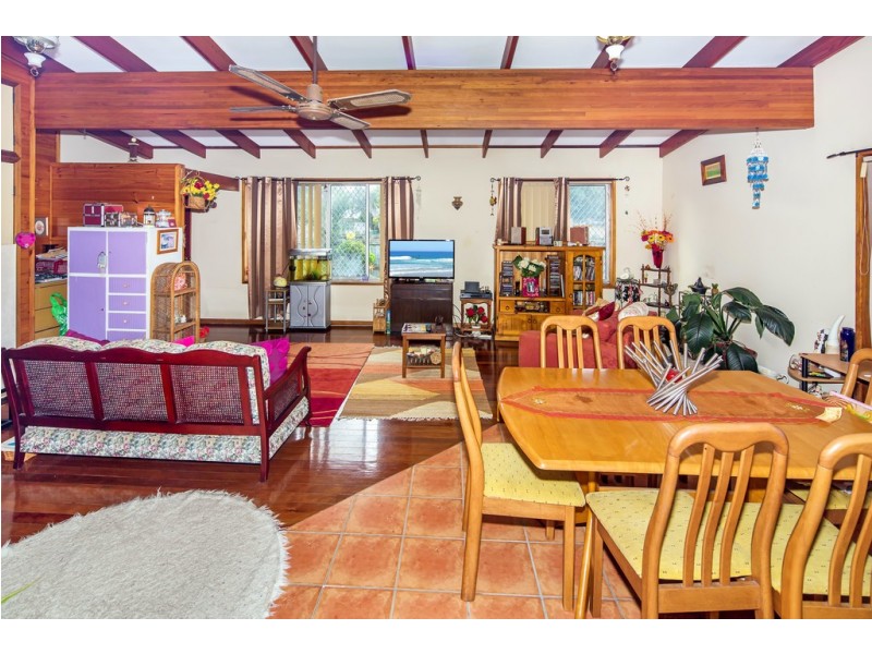 36 Imperial Parade, Labrador QLD 4215