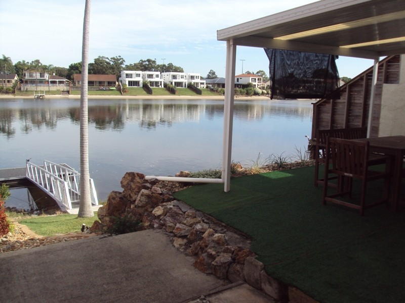 1/12 Aquila Court, Mermaid Waters QLD 4218