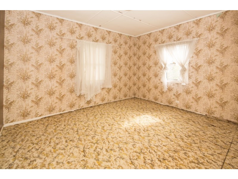 15 Horder Avenue, Labrador QLD 4215