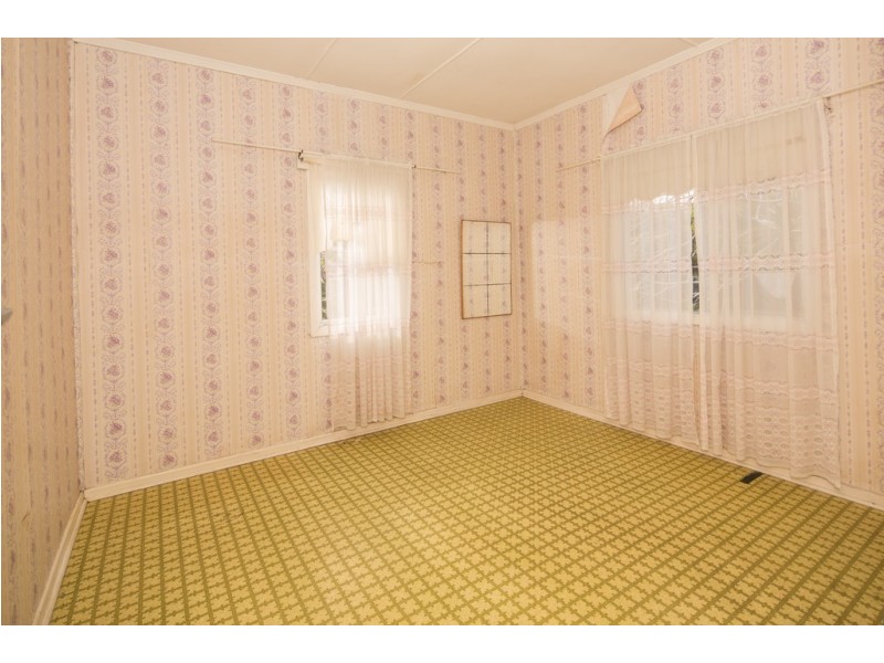 15 Horder Avenue, Labrador QLD 4215