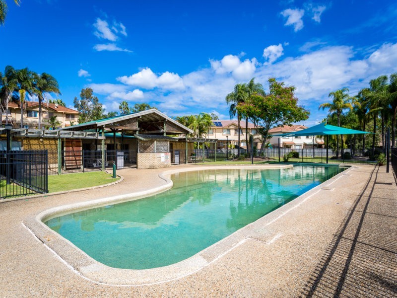 143/31 Usher Avenue, Labrador QLD 4215