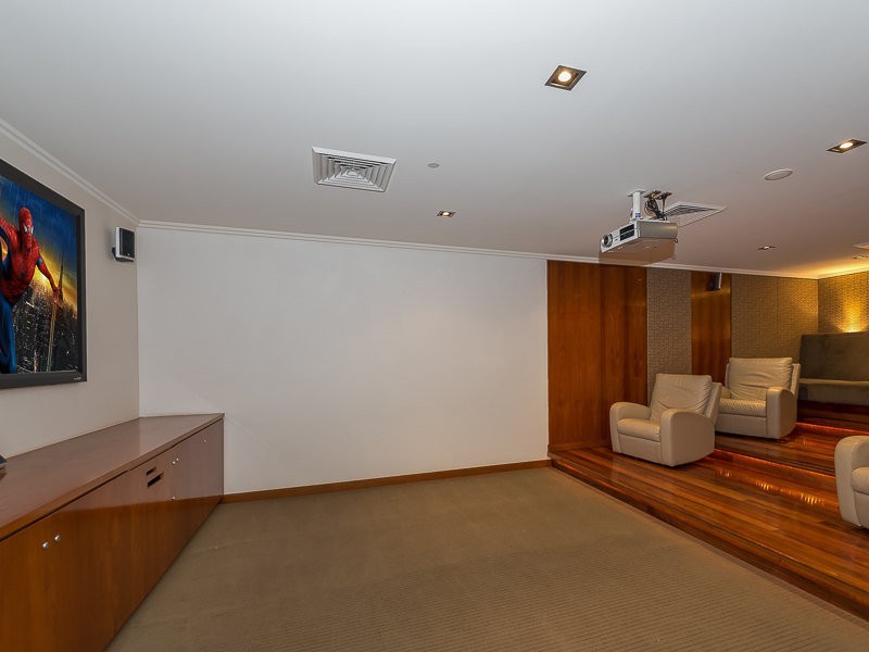 902/300 Marine Parade, Labrador QLD 4215