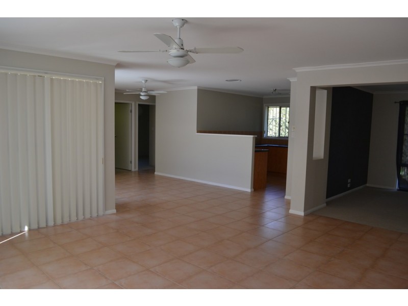 21 Bushgum Crescent, Upper Coomera QLD 4209