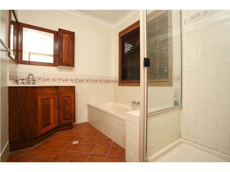 7 Carmen Court, Shailer Park QLD 4128