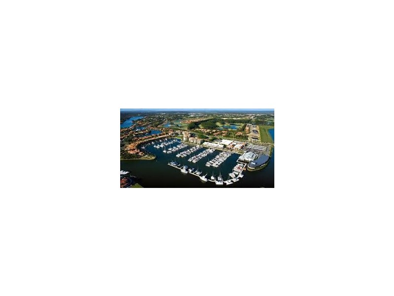 2/14 Pendraat Parade, Hope Island QLD 4212