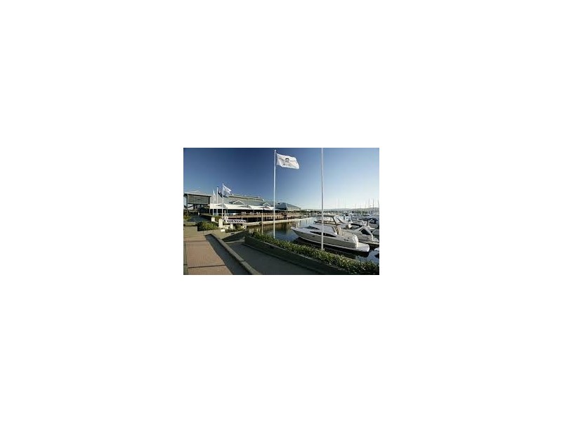 2/14 Pendraat Parade, Hope Island QLD 4212