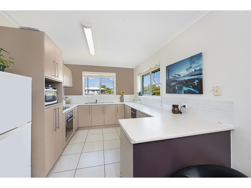 4/10 Tuesley Easement, Southport QLD 4215