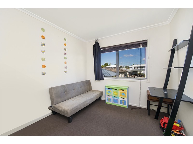 4/10 Tuesley Easement, Southport QLD 4215