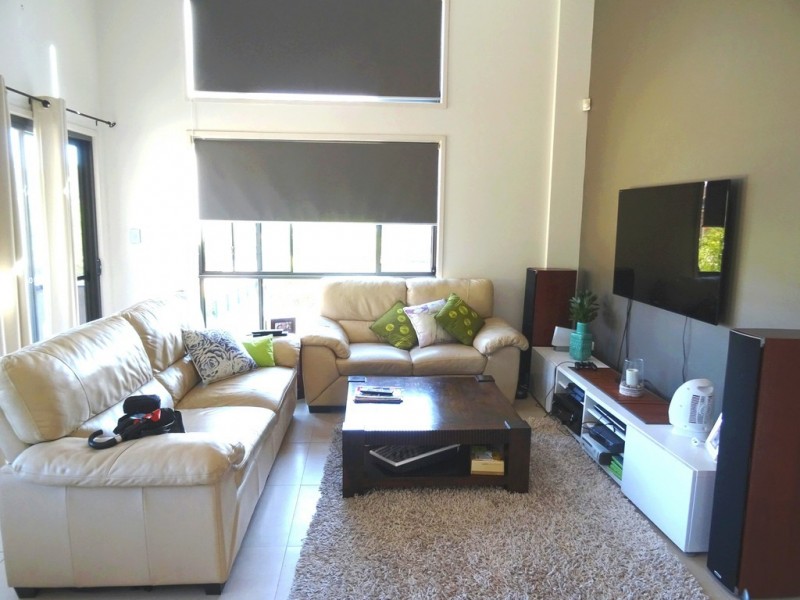 2/30 Broad Street, Labrador QLD 4215