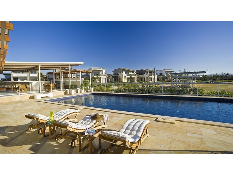 1 Cova Boulevard, Hope Island QLD 4212