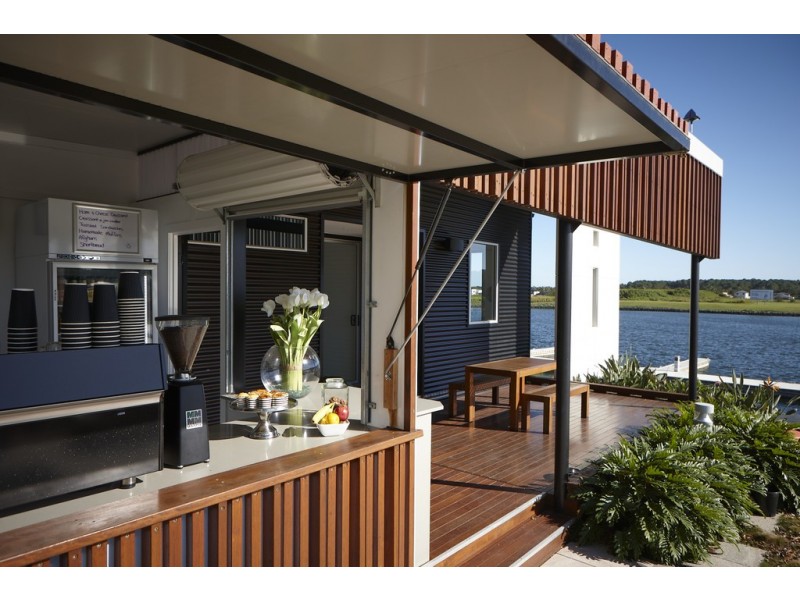 1 Cova Boulevard, Hope Island QLD 4212