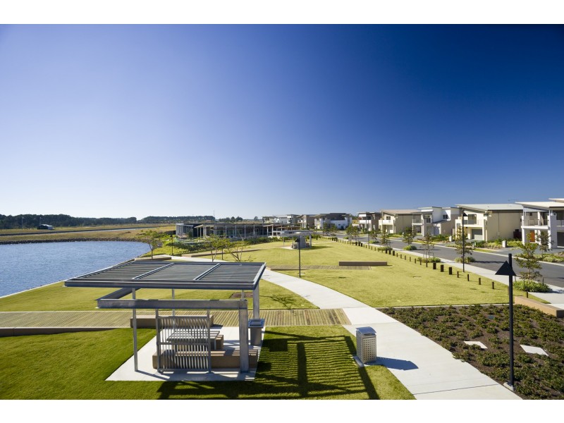 1 Cova Boulevard, Hope Island QLD 4212