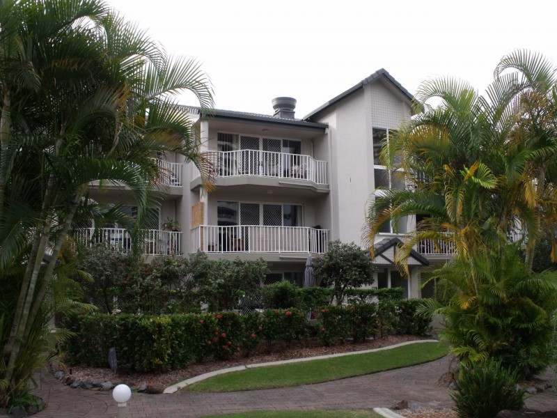 30/37 Bayview Street, Runaway Bay QLD 4216