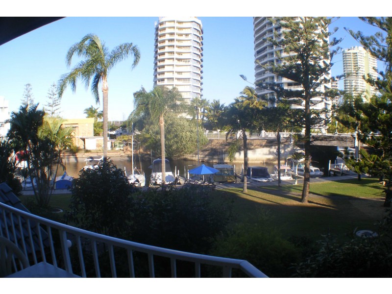30/37 Bayview Street, Runaway Bay QLD 4216