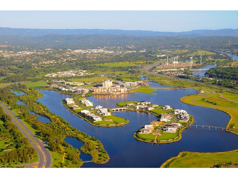 3030 The Boulevard, Carrara QLD 4211