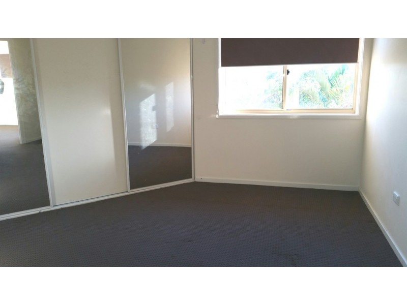 9/10 Brisbane Road, Labrador QLD 4215