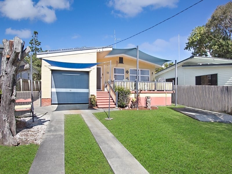 72 Central Street, Labrador QLD 4215