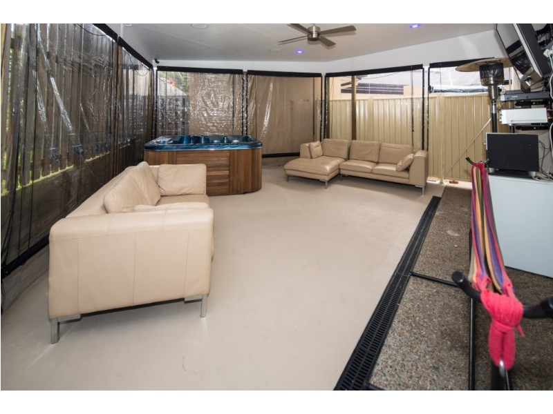 1/2 Palma Crescent, Varsity Lakes QLD 4227