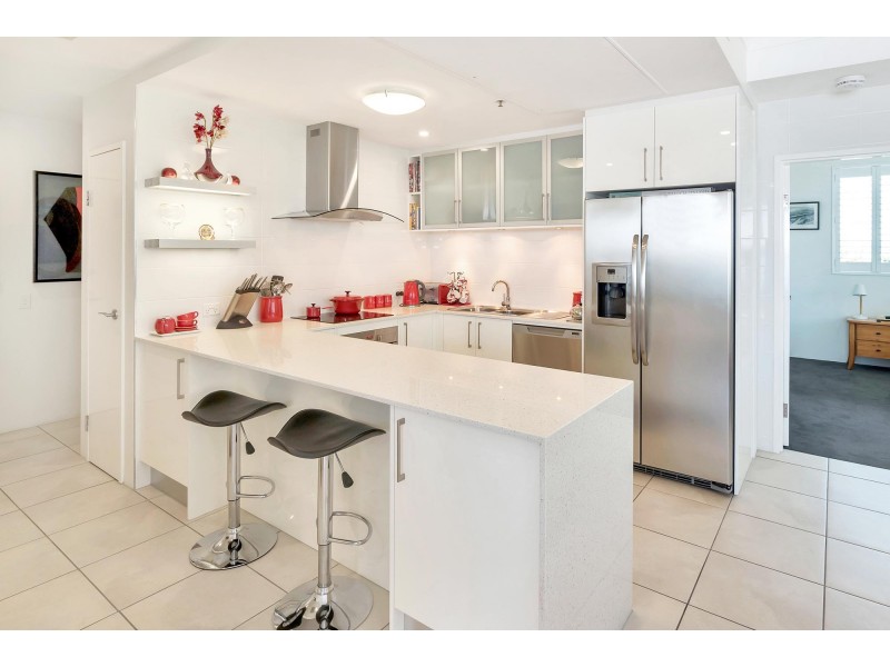 509 / 360 Marine Parade, Labrador QLD 4215