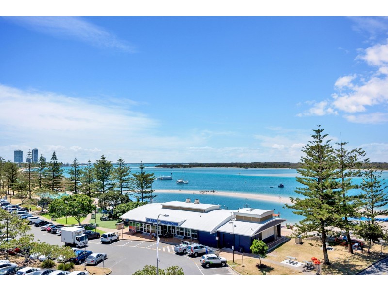 509 / 360 Marine Parade, Labrador QLD 4215
