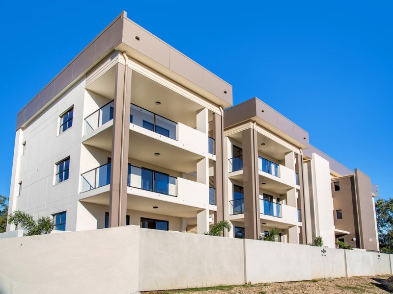 202/32 Broadwater Avenue, Hope Island QLD 4212