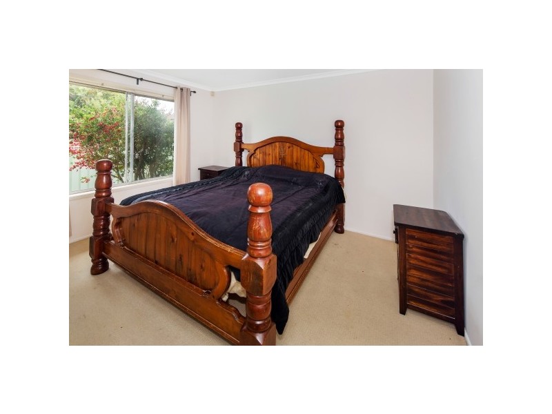 2 Rathbone Place, Labrador QLD 4215