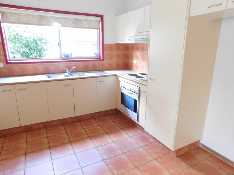 36 Imperial Parade, Labrador QLD 4215